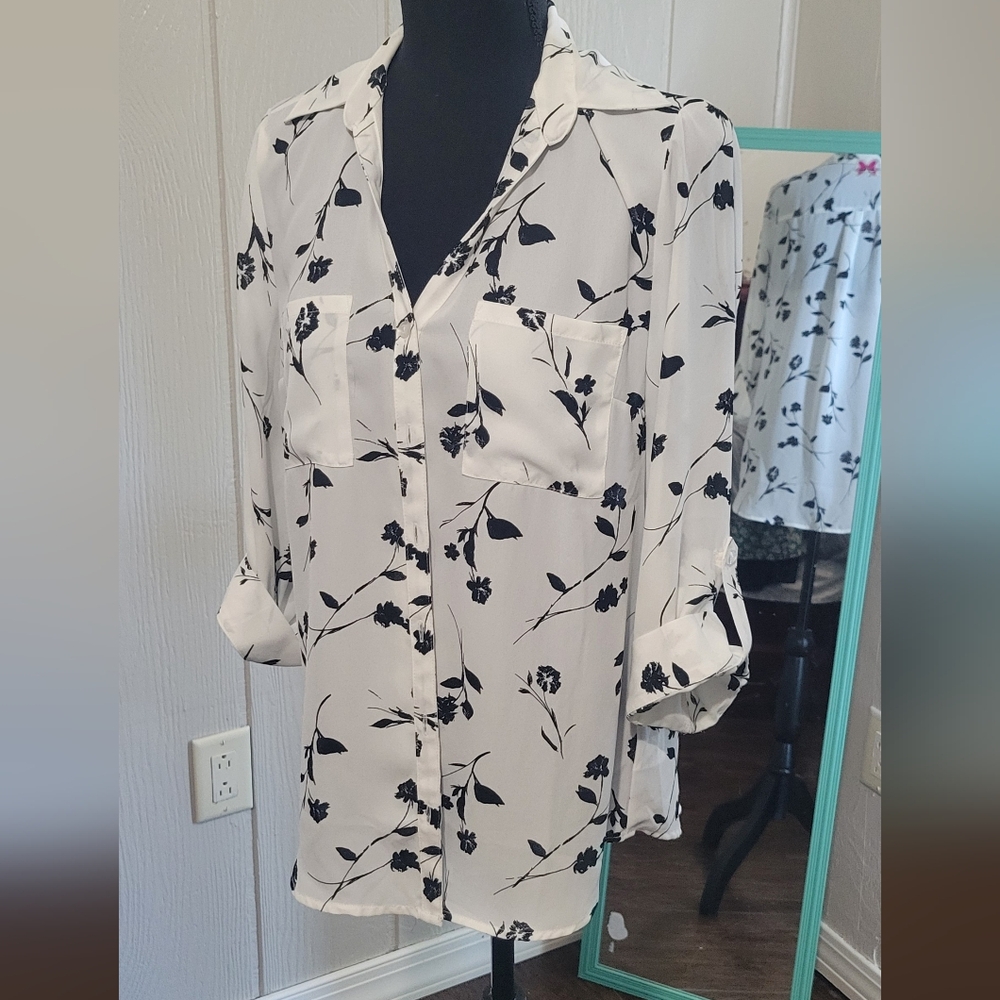 Floral Print Women's Blouse - Black and White